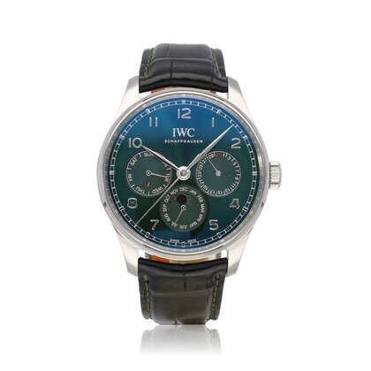Portugieser Perpetual Calendar 42 STOCK - 2023 box + papers | steel green