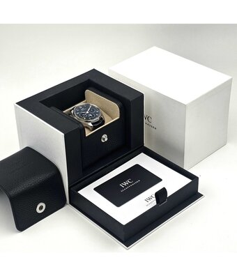 IWC Portugieser Perpetual Calendar 42 STOCK - 2023 box + papers | steel green