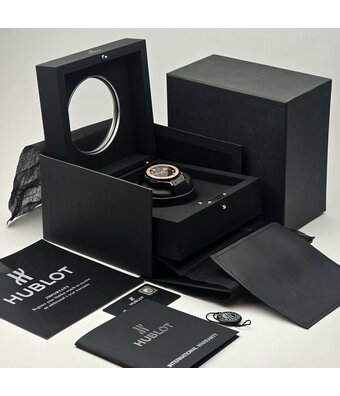 Hublot Classic Fusion King Gold Chronograph 45 - 2020 box + papers | ceramic king gold