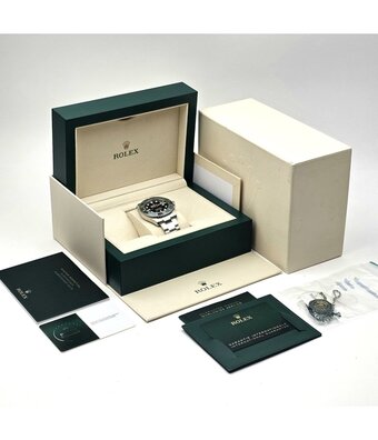 Rolex Submariner Date 41 steel Green - Kermit - Cermit - Starbucks 2021 box + papers