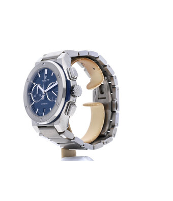 Hublot Classic Fusion Chronograph Chronograph 45 Titanium blue 2026 box + papers