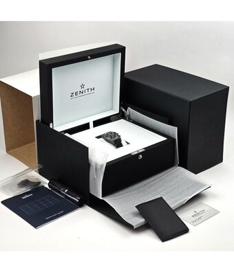 Zenith Chronomaster Revival 37 2021 box + papers | titanium black canvas