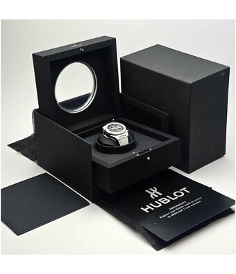 Hublot Big Bang Unico Chronograph White Ceramic 42 - 2023 box + papers | ceramic skeleton