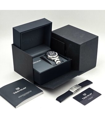 TAG Heuer Aquaracer Professional 300 43 STOCK - 2024 box + papers | steel bracelet blue