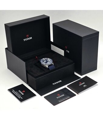 Tudor Pelagos FXD Marine Nationale 24 42 titanium blue canvas strap 2025 B+P