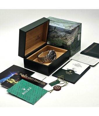 Rolex GMT-Master II 40 2002 steel black Oyster box + papers