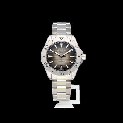 Aquaracer Professional 200 40 steel black 2025 box + papers