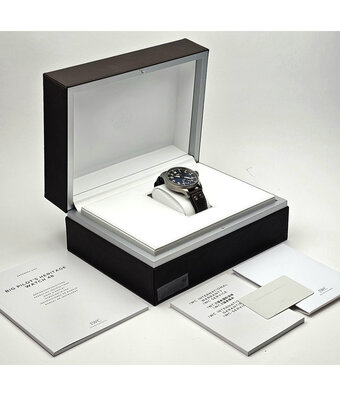 IWC Big Pilot's Watch  48 - 2014 box + papers | Titanium black