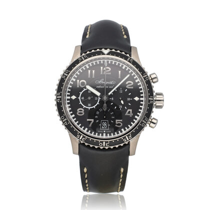 Type XX  42 - 2015 box + papers | Titanium black