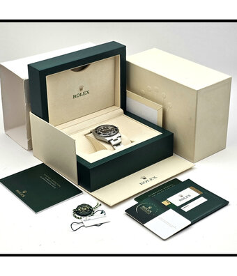 Rolex Submariner Date 40 NEW ROLEX SERVICE - 2017 B+P | steel black ceramic Oyster