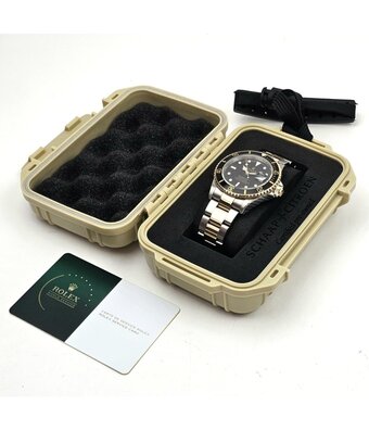 Rolex Submariner Date 40 NEW ROLEX SERVICE - 2004 | steel - yellow gold F-serial black Oyster