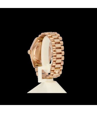 Rolex Day-Date 36 - 1974 | rose gold Buckley white roman tight President