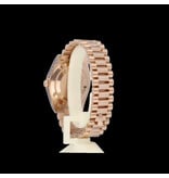 Rolex Day-Date 40 NEW ROLEX SERVICE - 2016 box + papers | rose gold olive / money green Presiden