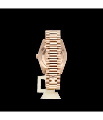 Rolex Day-Date 40 NEW ROLEX SERVICE - 2016 box + papers | rose gold olive / money green Presiden
