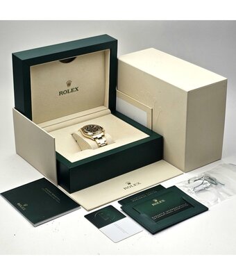 Rolex Daytona  40 NEW ROLEX SERVICE - 2021 box + papers | gold black diamond Oyster