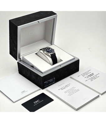 IWC Pilot's Watch Mark XVIII 40 NEW IWC STRAP - 2019 box + papers | steel blue