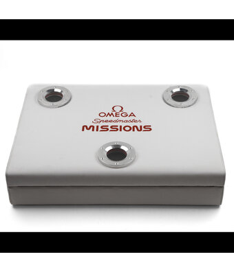 Omega Speedmaster   Missions Collection 40th anniversary DEALER BOX 4/5 - 1997 - Epreuve d’art