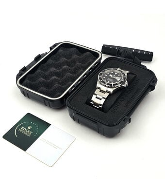 Rolex Submariner Date 40 NEW ROLEX SERVICE  - 2002 Y-serial | steel black Oyster
