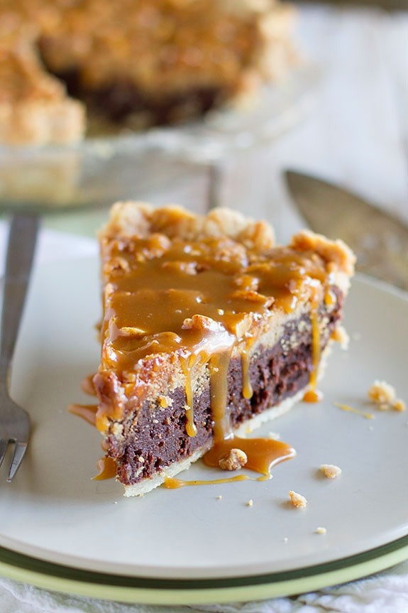 Caramel Peanut Pie