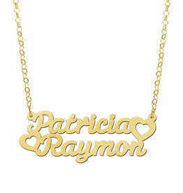 Gouden naamketting model Patricia Raymon