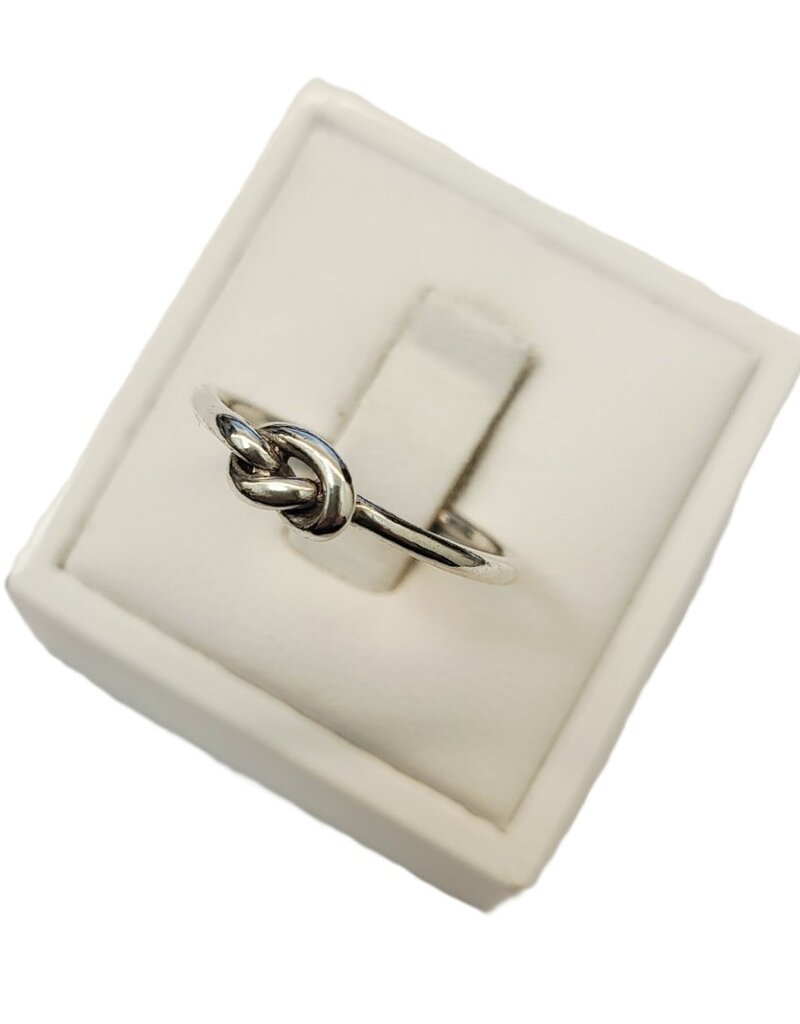 Occasions by Marleen Occasions by Marleen - Zilveren ring - Knoopje - Maat 18.75