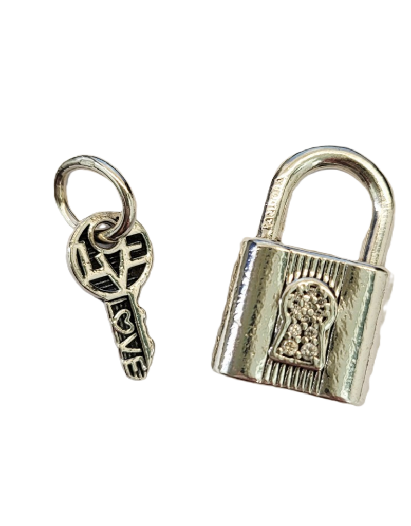 Occasions by Marleen Occasions by Marleen - Zilveren bedel / slot - Pandora - Zirkonia - Met sleutel