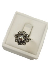 Occasions by Marleen Occasions by Marleen - Zilveren ring - Zeeuws - Maat 18