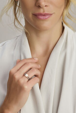 Zilveren damesring - Zirkonia - Zoetwaterparel - Maat 17.75