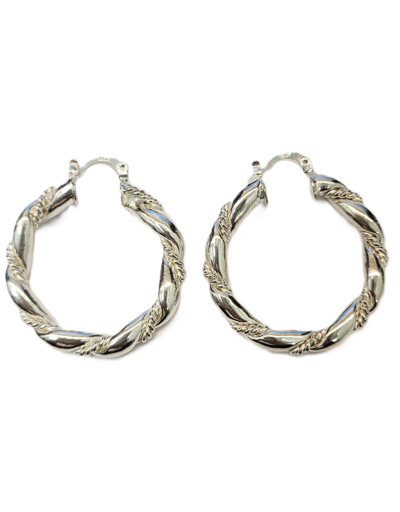 Occasions by Marleen Occasions by Marleen - Zilveren oorringen - Getorst - 36.5 mm