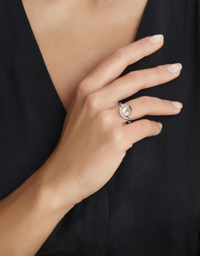 Zilveren ring - Zirkonia - Zoetwaterparel - Maat 17.75