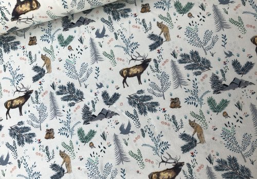 Sweatertricot  fall animals in the woods