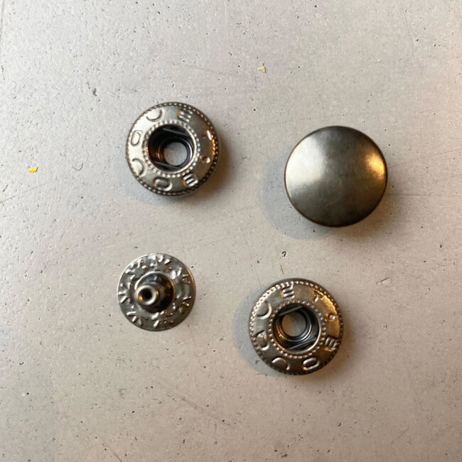 Anorak drukknopen Oud Nikkel 12mm (zakje van 10 knopen)