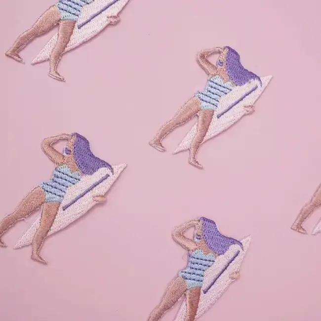 Malicieuse Strijkapplicatie La Surfeuse