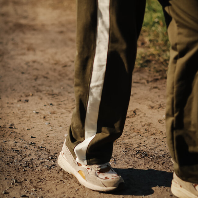 Iris May Frankie training kids