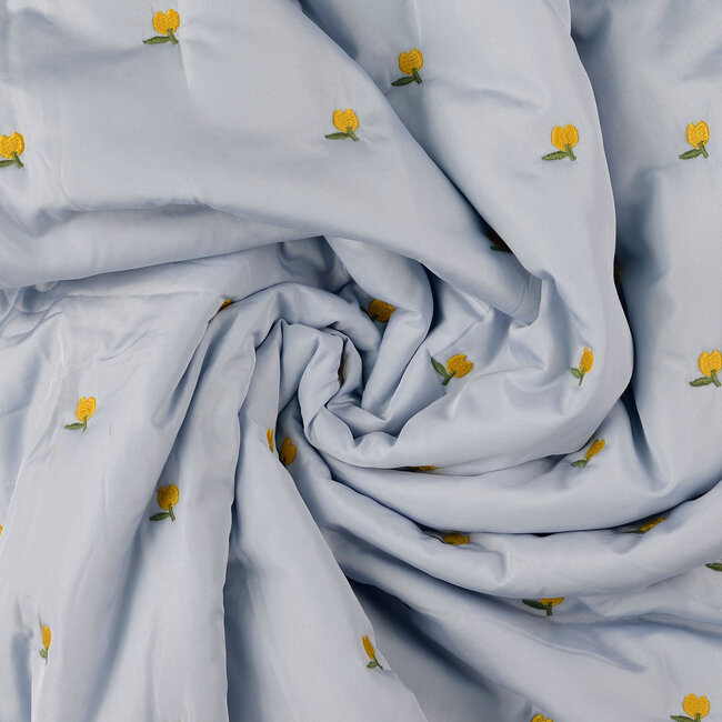 Fibre Mood Stepped matelasse embroided flowers sky