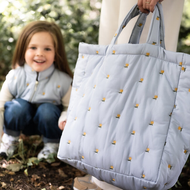 Fibre Mood Stepped matelasse embroided flowers sky