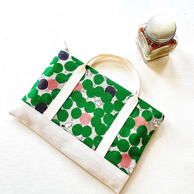 Kokka Cotton linen blend MARBLE SUD -  green dotted