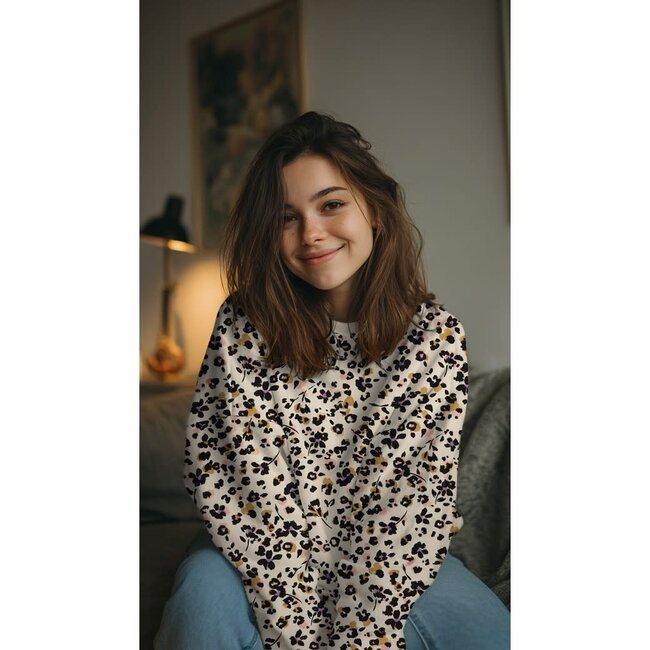 De Stoffenkamer Soft Sweater naturel floral animal skin