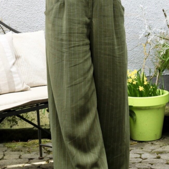 De Stoffenkamer Linen mix pin stripes - olive