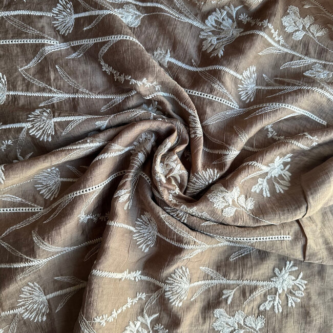 De Stoffenkamer Broderie voile blouse - botanical taupe