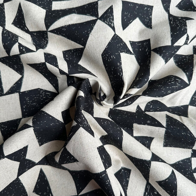 Kokka Echino Cotton linen Canvas - triangles black sand