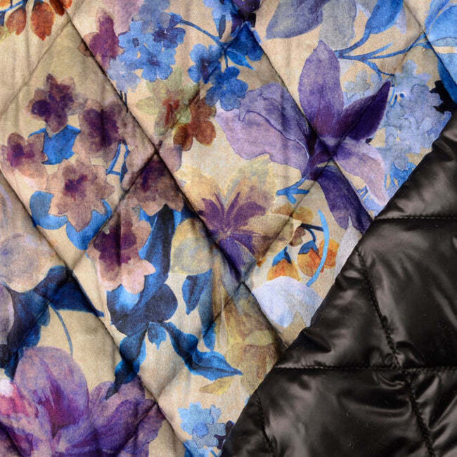 Quilted watercolor flower - grey blue