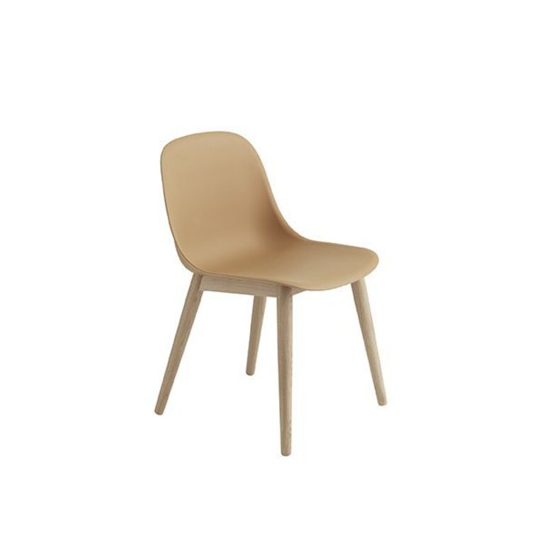 Muuto Fiber Side Chair / wood base