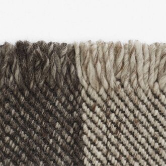 Kvadrat Fringe rug per m2 Kvadrat Fringe rug per m2