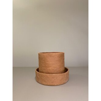 Studio Quasi Plant pot with saucer terra Studio Quasi Plant pot with saucer terra
