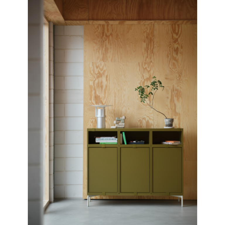 Muuto Stacked podium tube base 131x35 cm