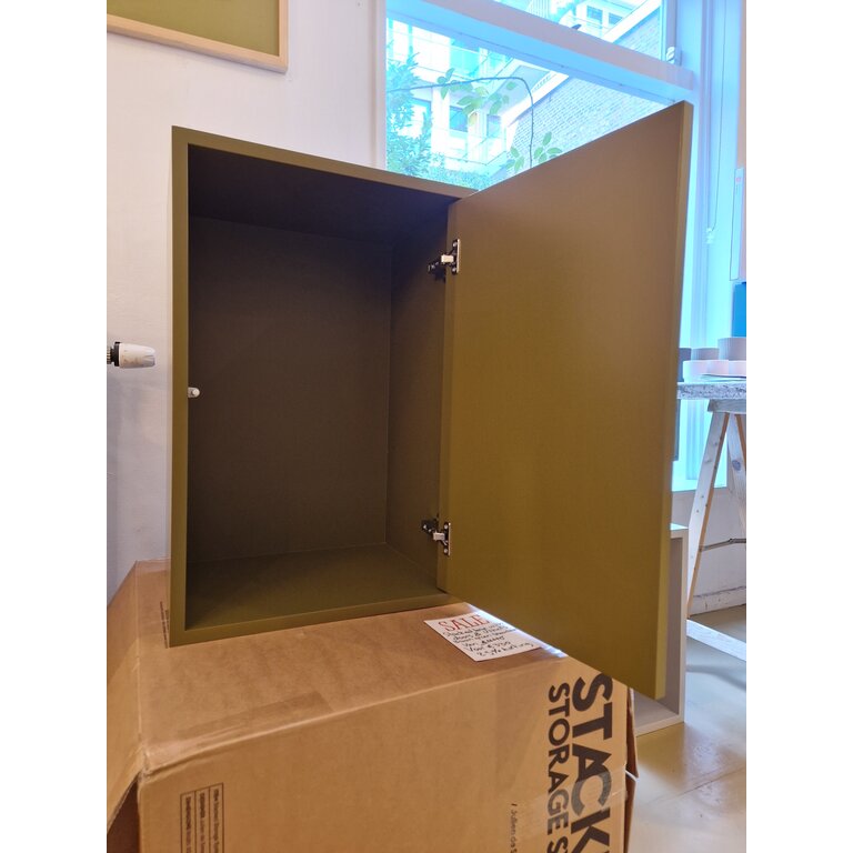 Muuto Stacked large with door & shelf brown green showroom item