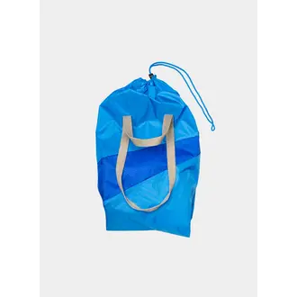 Susan Bijl The new trash bag Susan Bijl The new trash bag