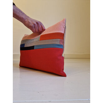 Jantien Baas X Edwin Pelser Kussens gemaakt van restanten Kvadrat stof DL3 Multicolor