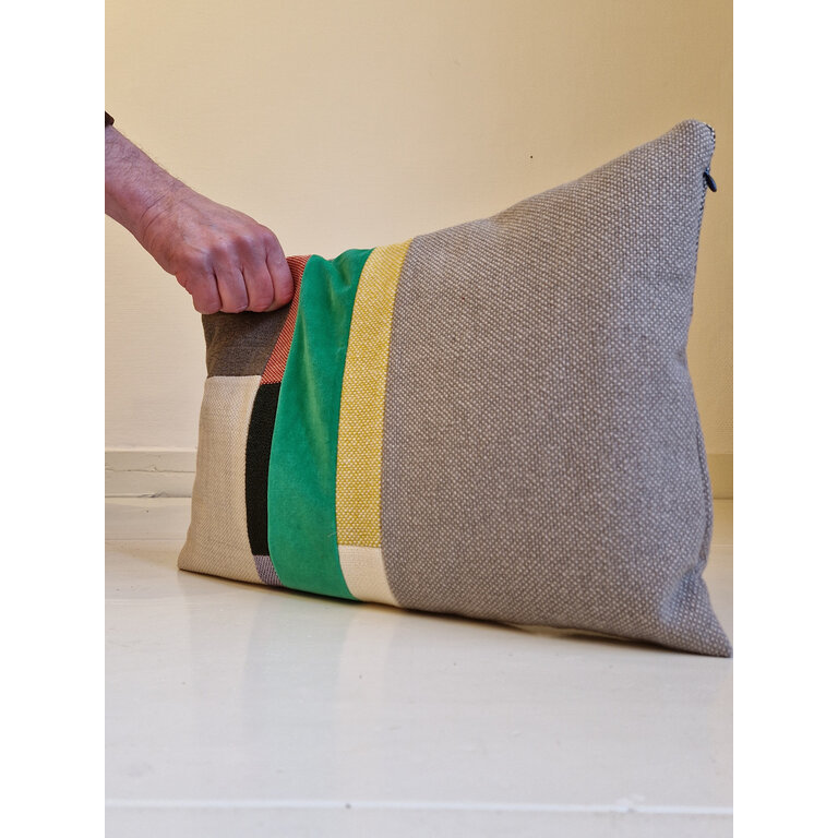 Jantien Baas X Edwin Pelser Kussens gemaakt van restanten Kvadrat stof DL3 Multicolor